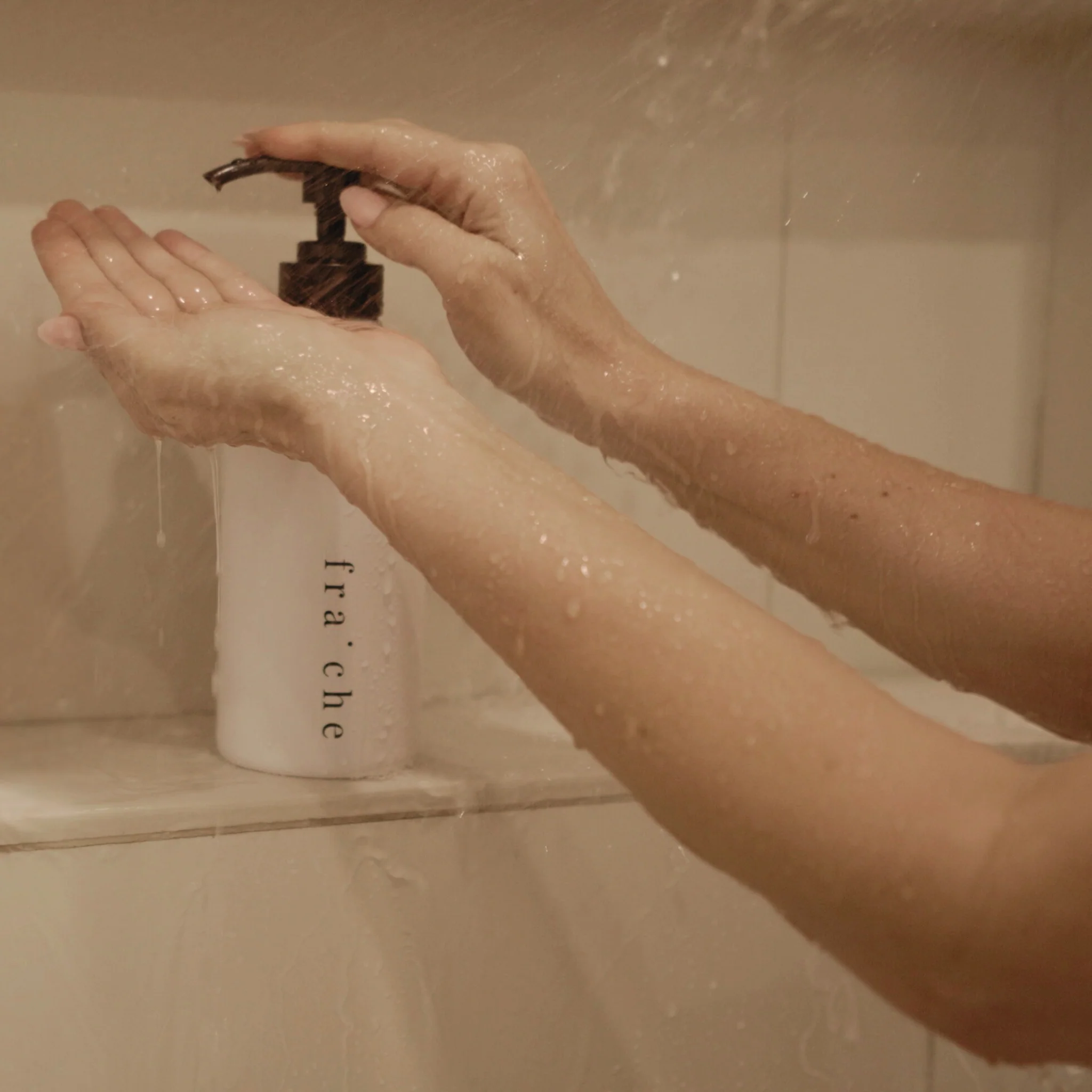 Fraiche Body Wash - Image 3